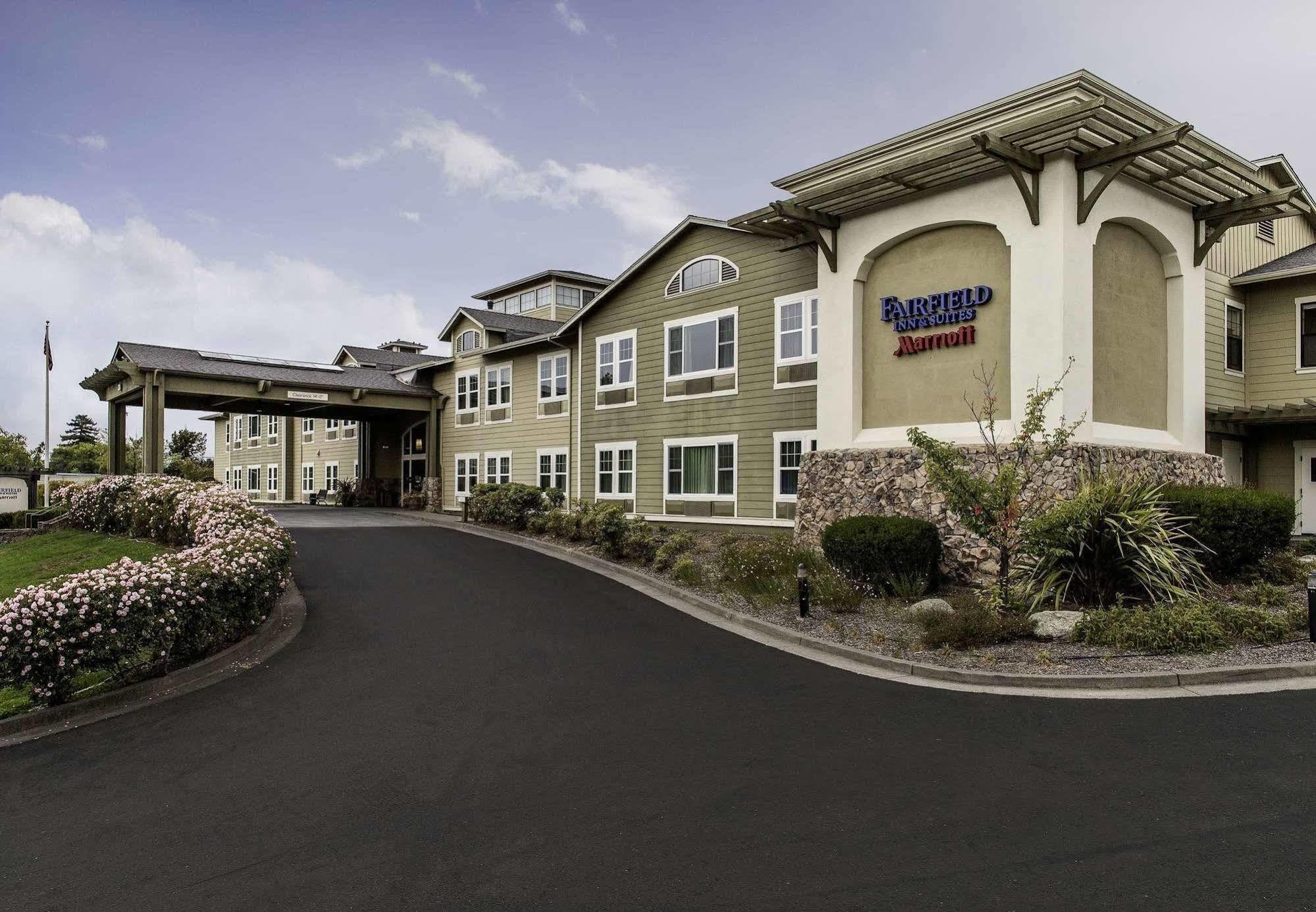 Fairfield Inn And Suites Santa Rosa Sebastopol Exterior photo
